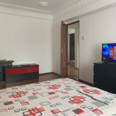 Center Apartment 加拉茨 外观 照片
