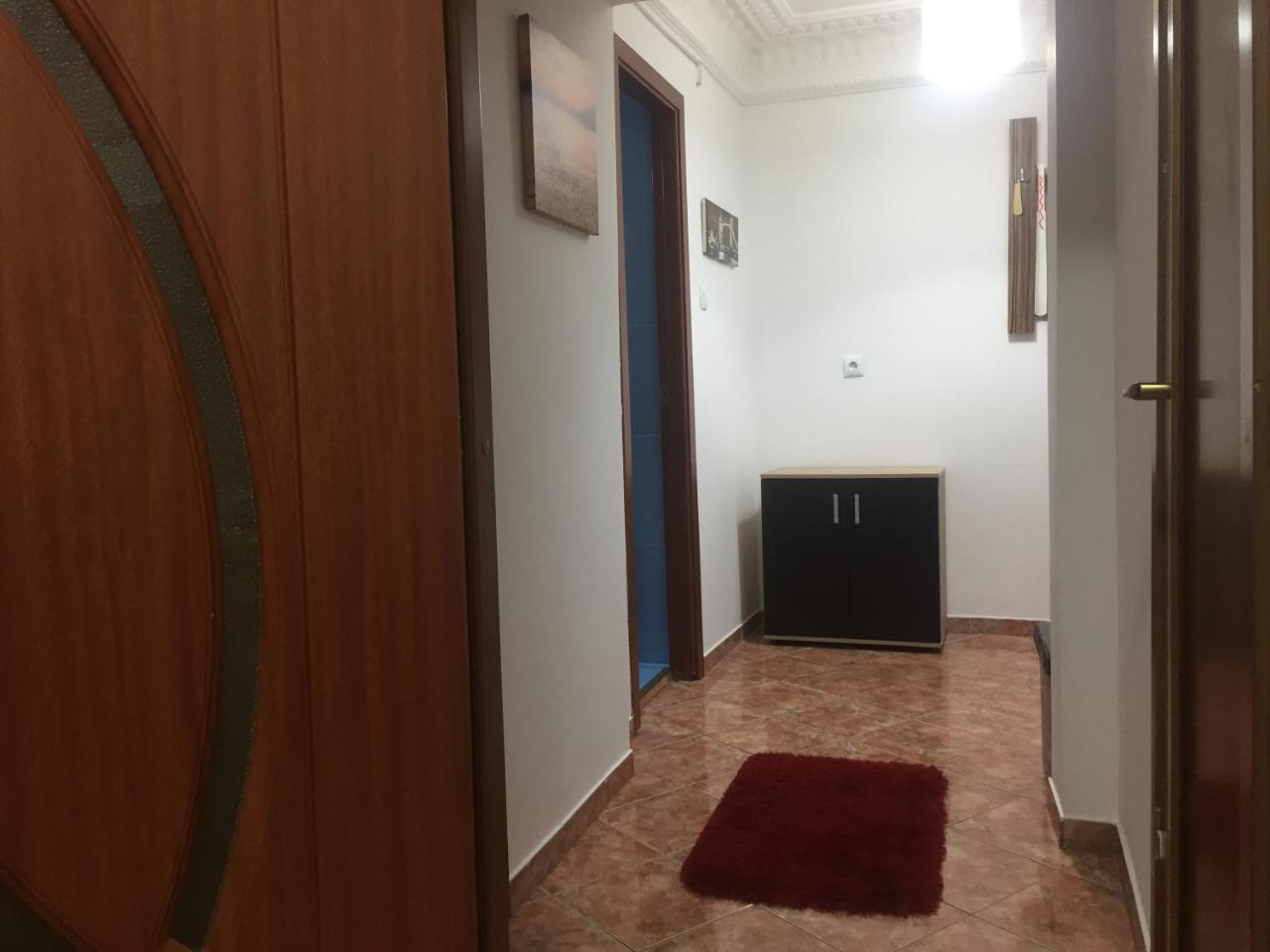Center Apartment 加拉茨 外观 照片