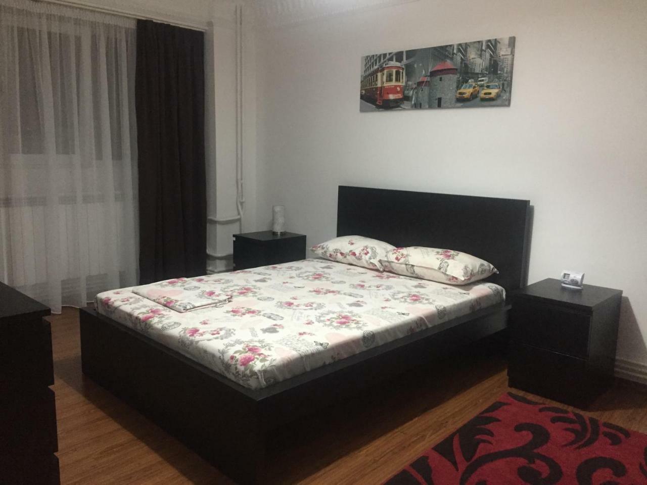 Center Apartment 加拉茨 外观 照片