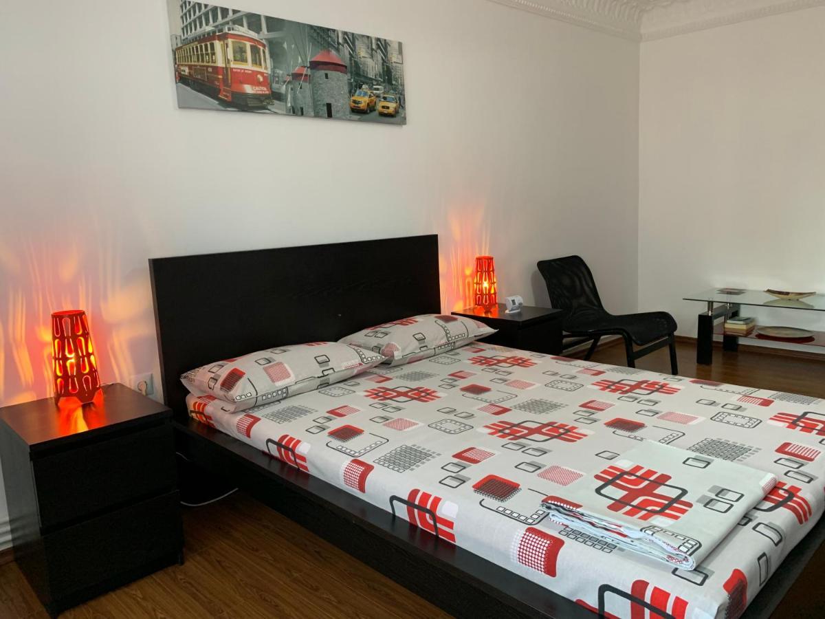 Center Apartment 加拉茨 外观 照片