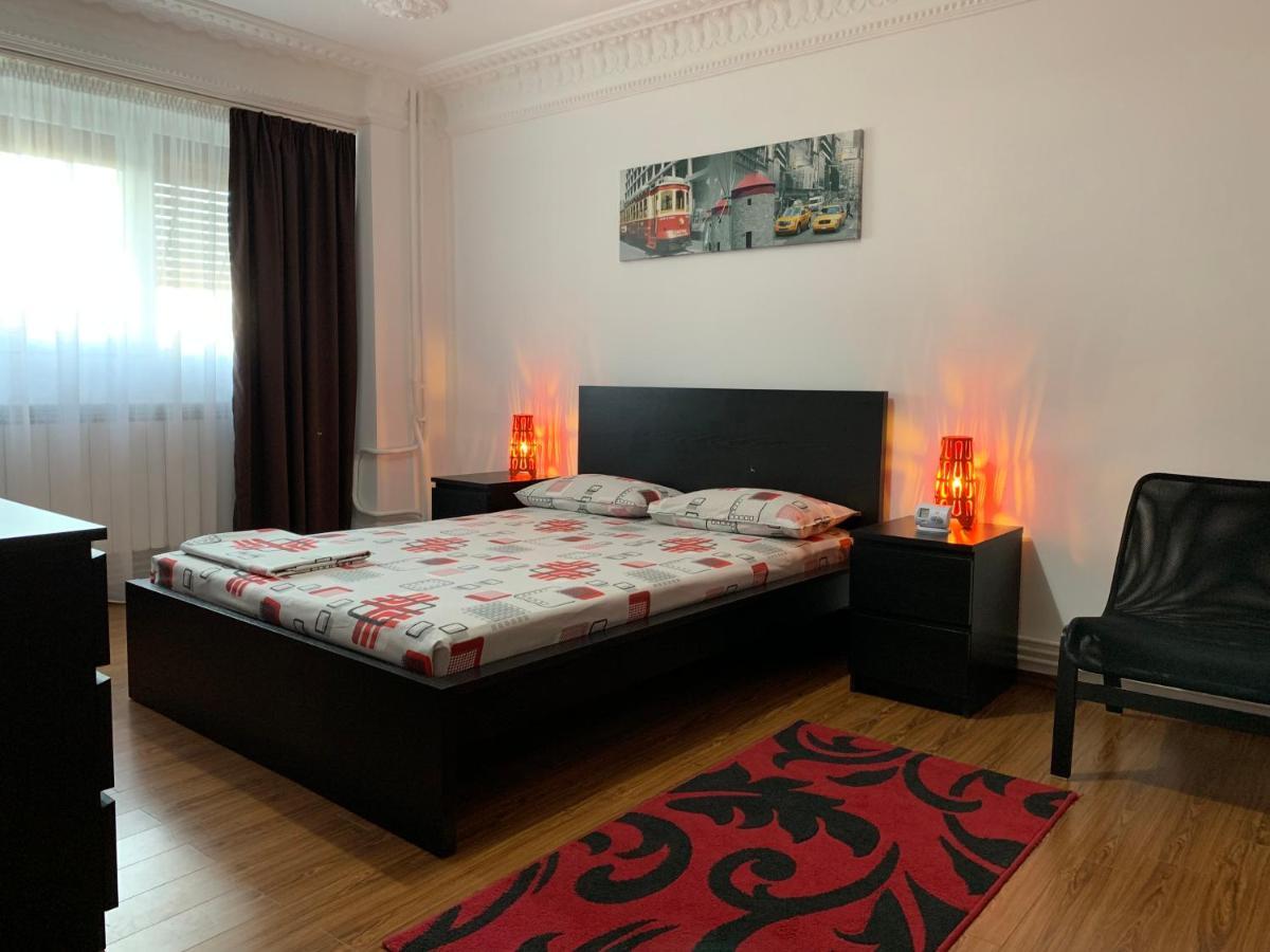 Center Apartment 加拉茨 外观 照片